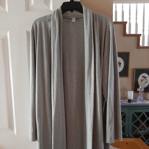New Gray Knit Duster - Picture 1 of 4